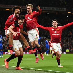 Maguire a 93. percben fejelte tovább a Manchester Unitedet