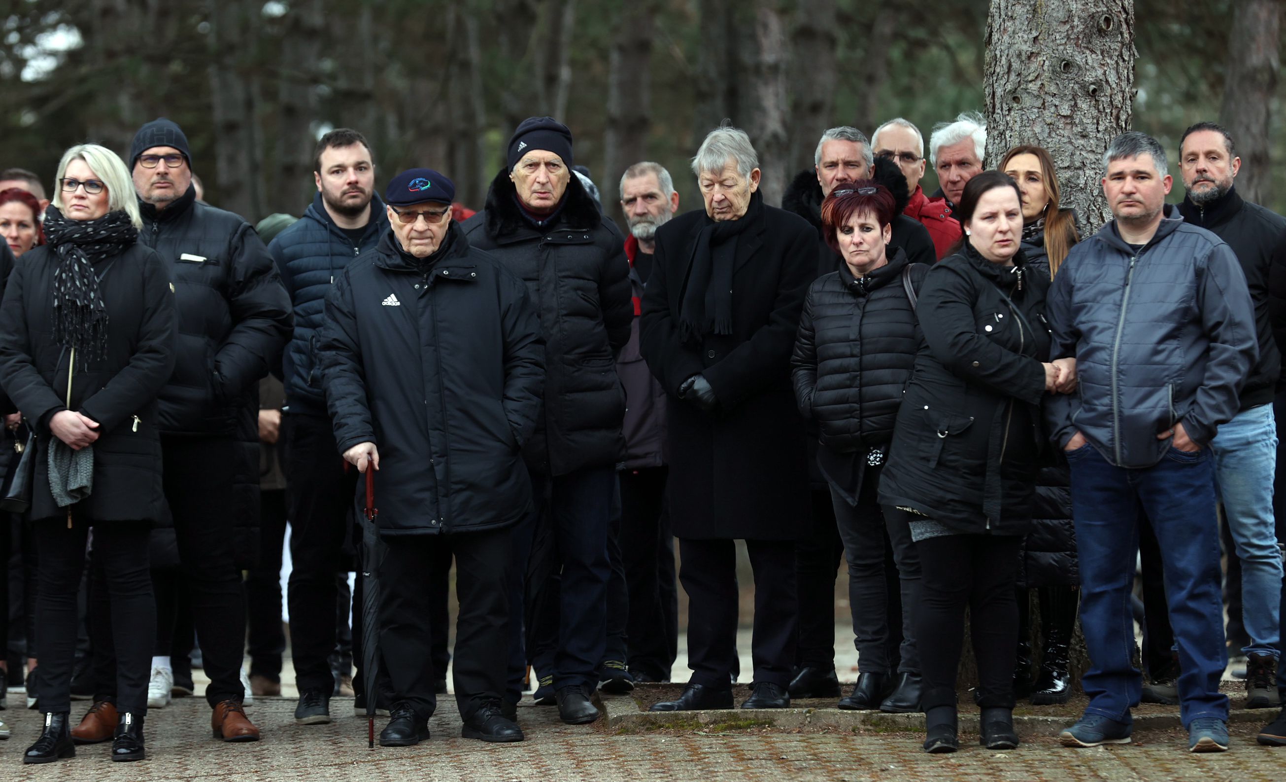 Gellei Imre és Dunai Antal a gyászolók gyűrűjében (Fotó: Blikk / Zsolnai Péter)