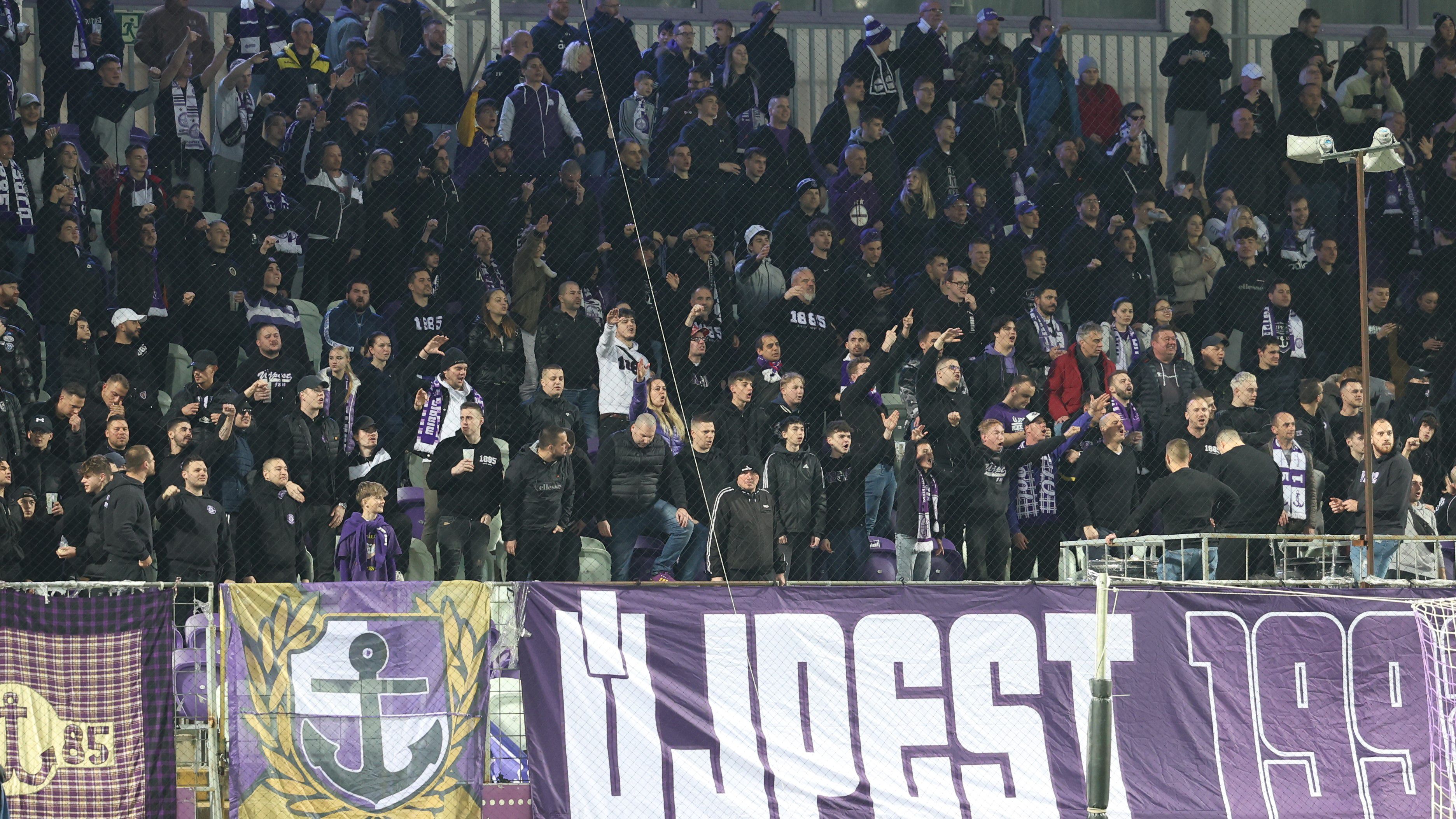 Összefogtak az Újpest és a Fiorentina drukkerei, együtt szurkolnak az izraeli csapat ellen – videóval