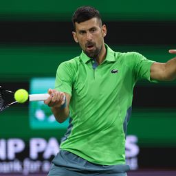 Novak Djokovics a korábbi páros világelsővel készül