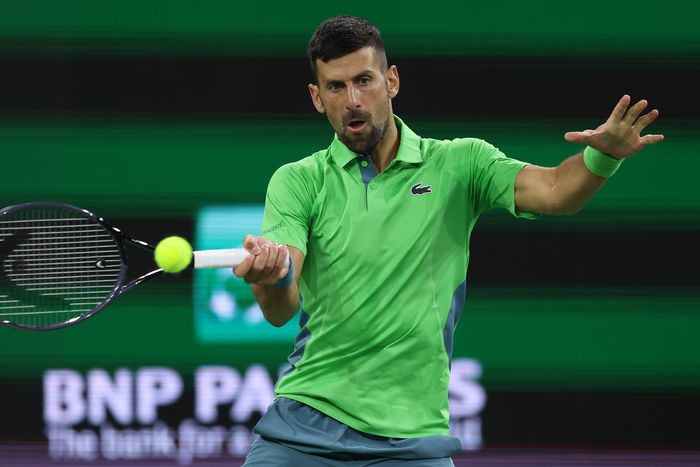 Novak Djokovics a korábbi páros világelsővel készül