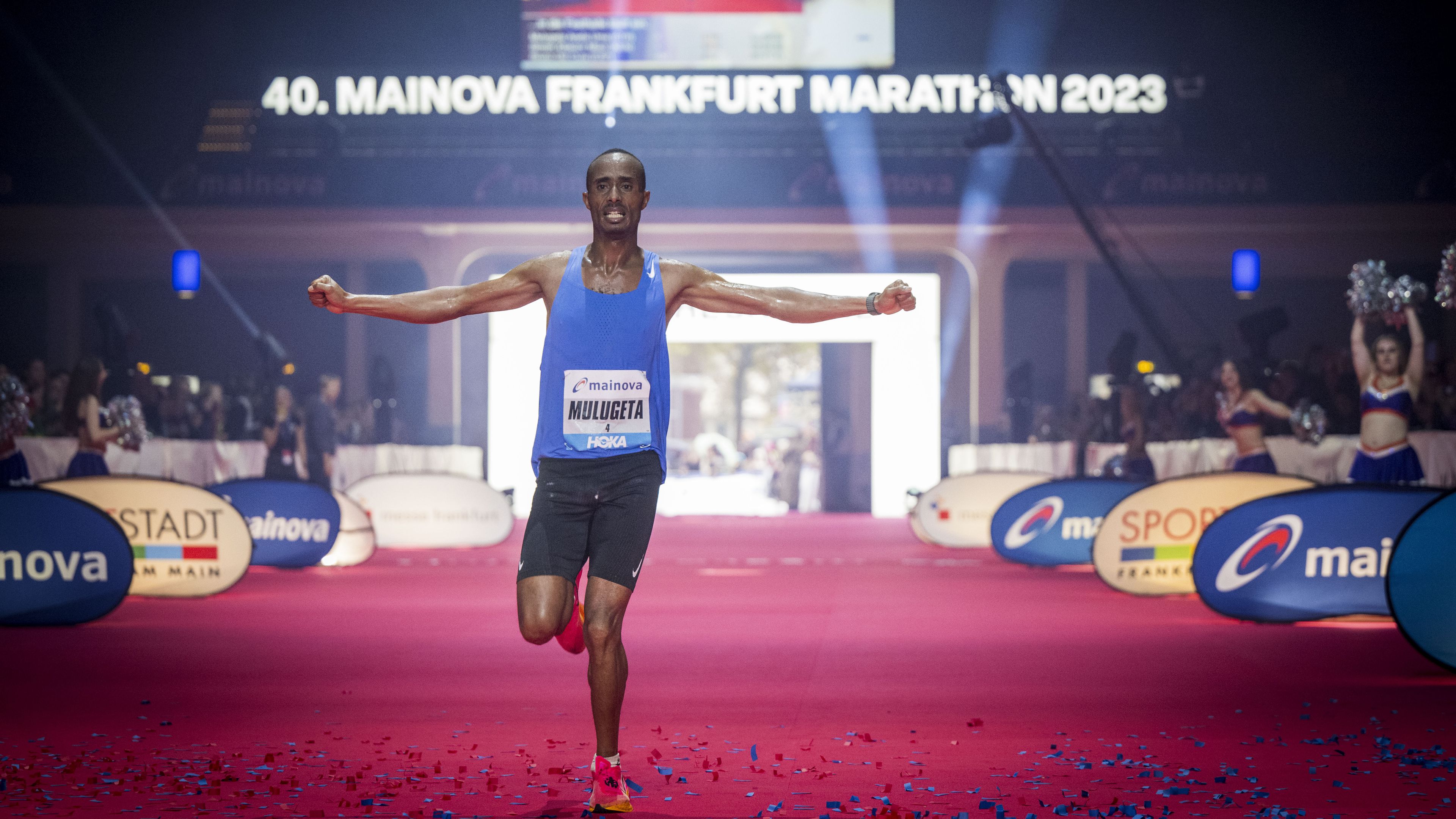 Meglepő győzelmek a Paris Marathonon