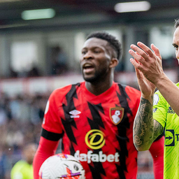 Bajban a manchesteri klasszis, négyrendbeli erőszakkal vádolják
