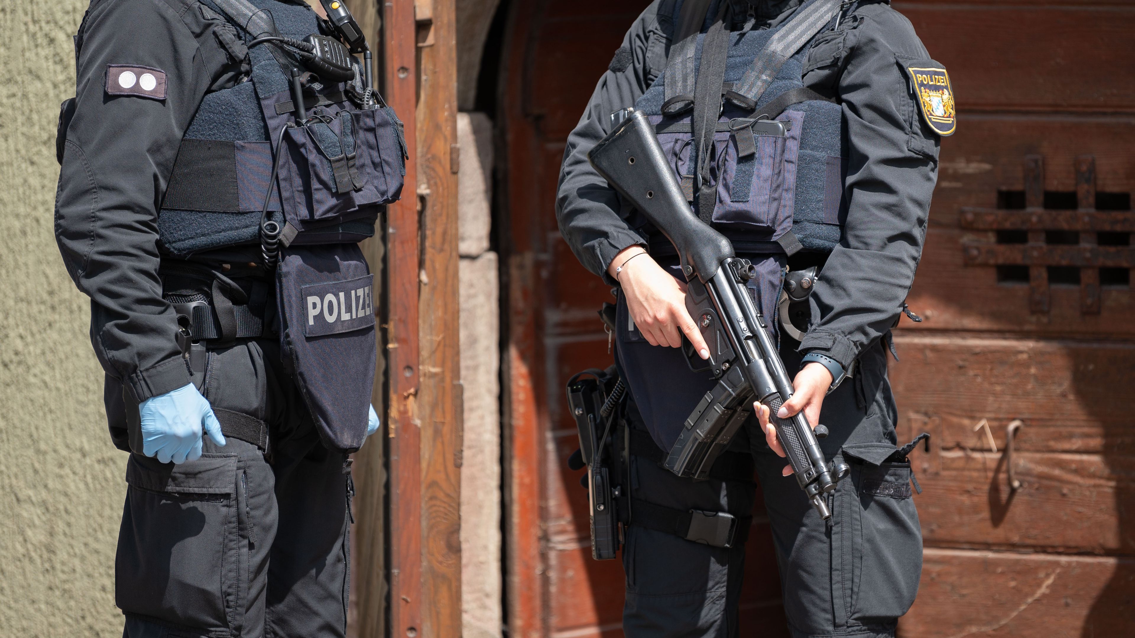 Terrorpánik Németországban; országos csúcs Münchenben; tündérmese Párizsban – reggeli hírösszefoglaló