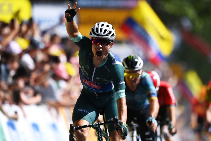 Cavendish rekordja elnapolva, mesterhármas a belga bringástól