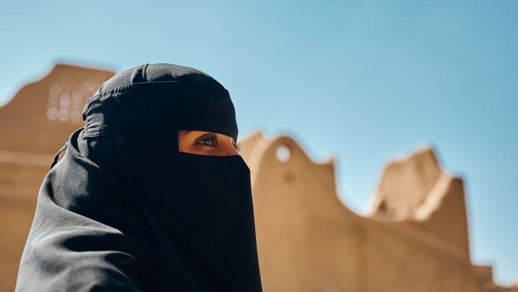 Ez aztán a váratlan fordulat: a foci mentheti meg a szaúdi nőket – videóval