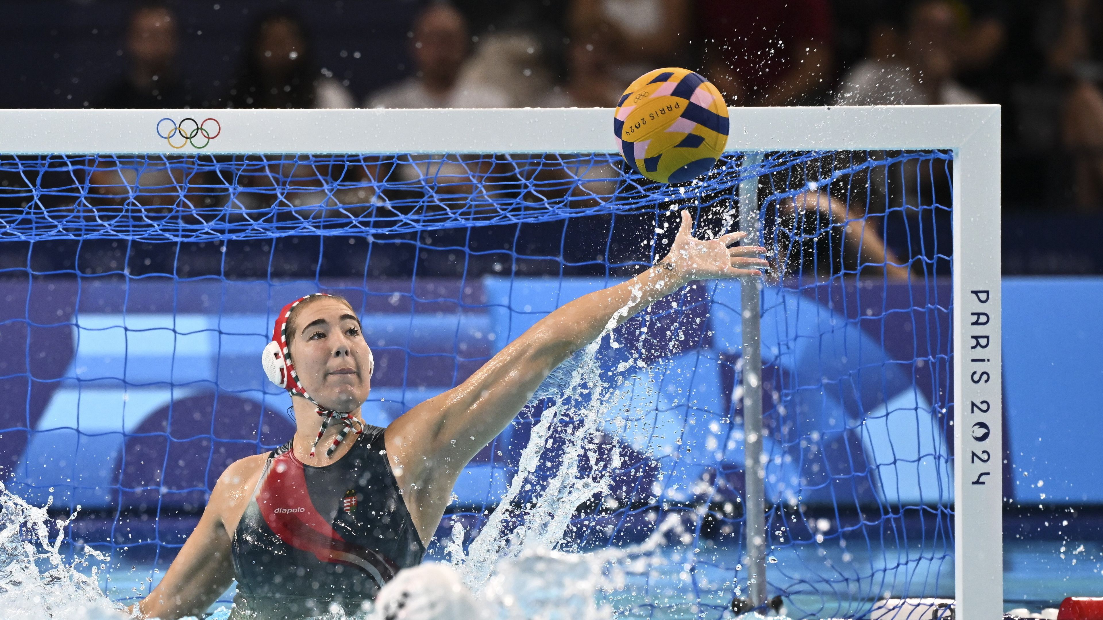 Alda Magyari realizó varias grandes paradas en los cuartos de final olímpicos contra Estados Unidos (Foto: MTI/Zsolt Czeglédi)