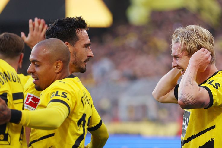 Schäferék ellen is folytatta jó sorozatát a Dortmund – videóval
