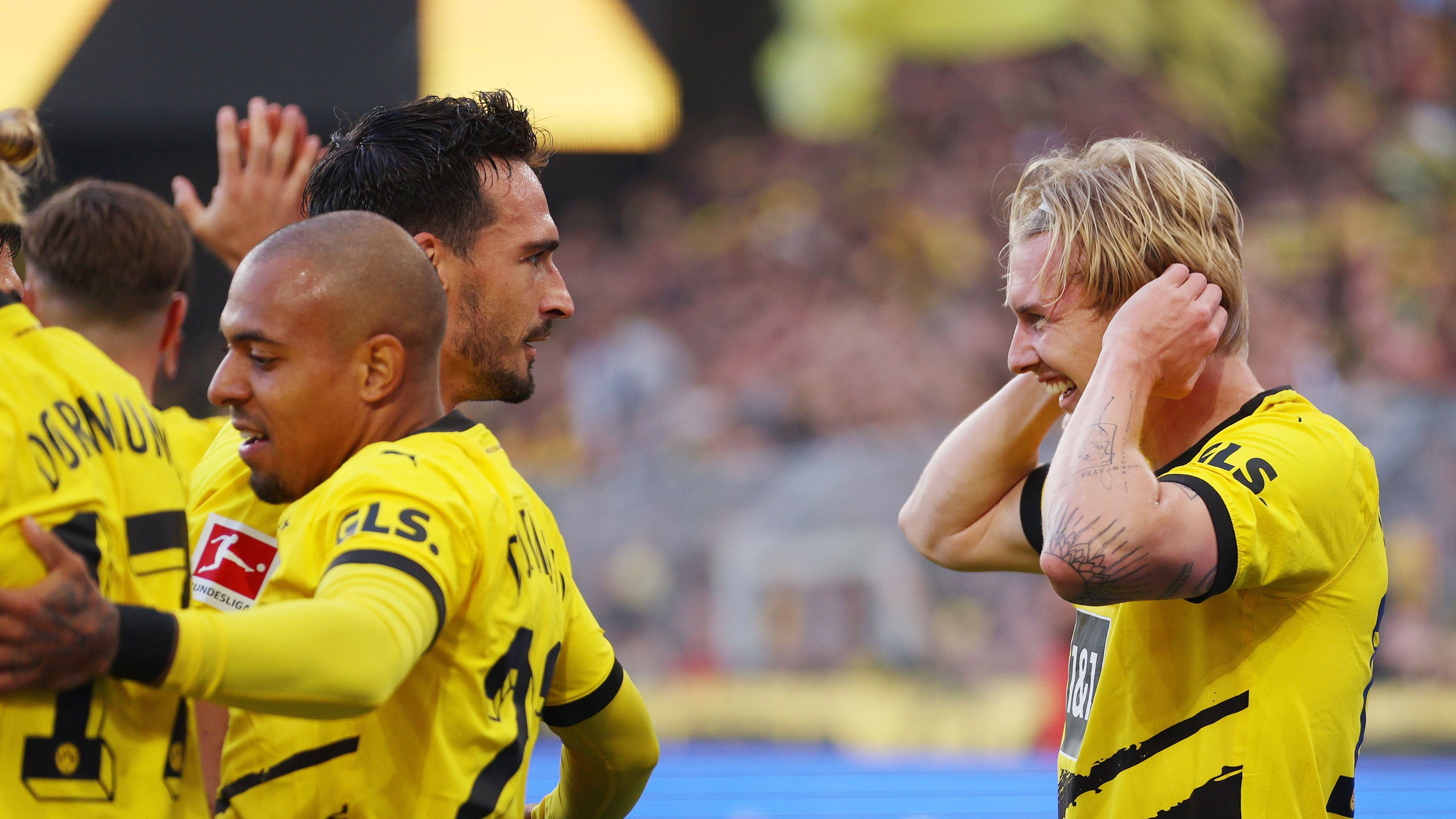 Schäferék ellen is folytatta jó sorozatát a Dortmund – videóval