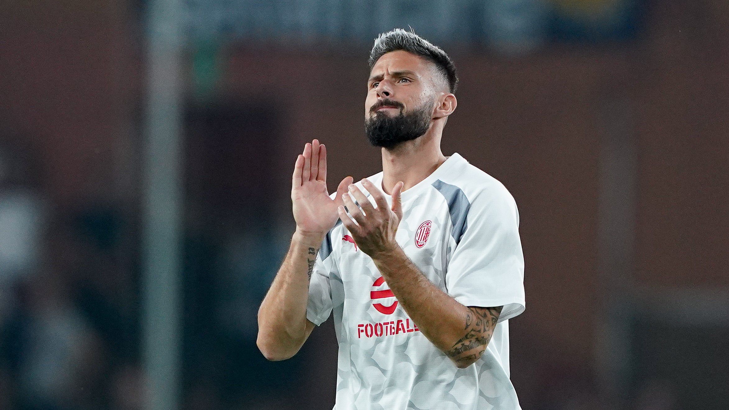 Döbbenet: Oliver Giroud állt a kapuba, nyert az AC Milan – videóval