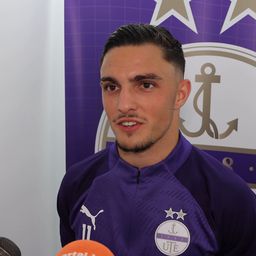 Kiss Tamás: „A csütörtöki edzésen ilyen szituációból gól született, sajnos a meccsen egy pici hiányzott, legközelebb bemegy” – videóval