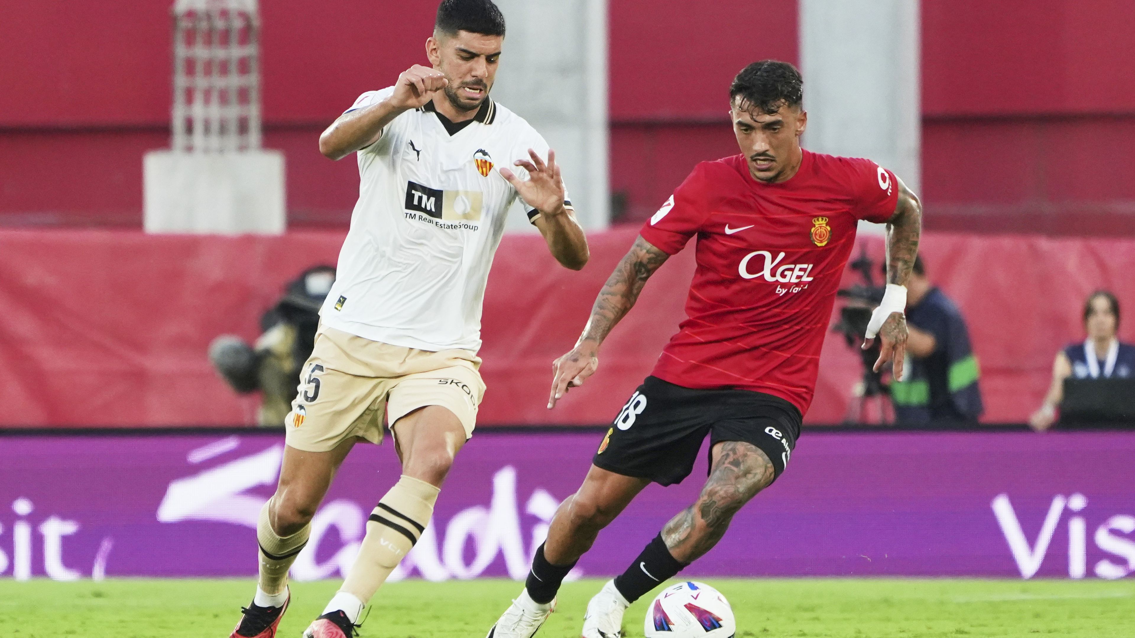 Ikszelt a Mallorca és a Valencia