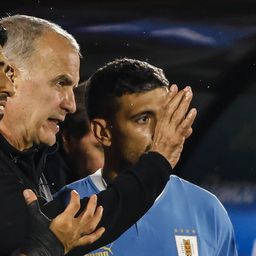 Áll a bál az uruguayi válogatottnál, Valverde reagált Suárez szavaira
