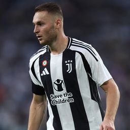 Változás a holland keretben is, nem játszik a magyarok ellen a Juventus sztárja