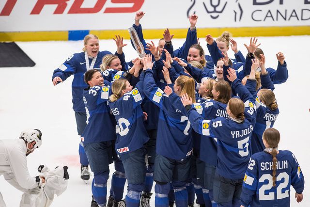 Európa egyik legjobbja, Finnország ünnepli világbajnoki bronzérmét a 2025 áprilisában