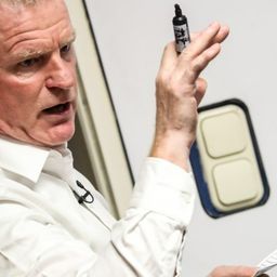 Három játékost cserélt a keretben a magyar jégkorong-válogatott szövetségi kapitánya