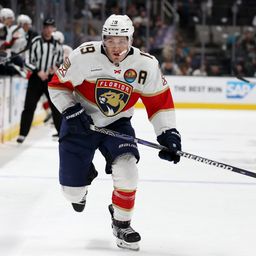 Kétmeccses eltiltást kapott a Florida sztárja az NHL-ben