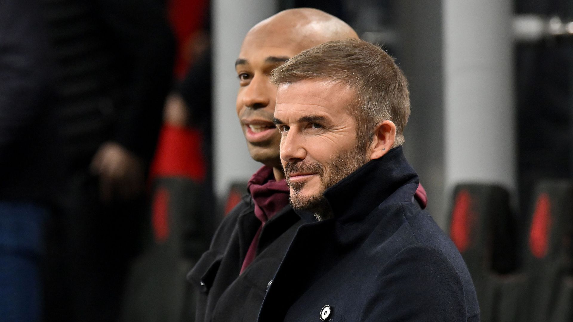 Illusztris emberek a San Siróban: Thierry Henry és David Beckham is kilátogatott a Milan és a PSG mérkőzésére (Fotó: Getty Images)