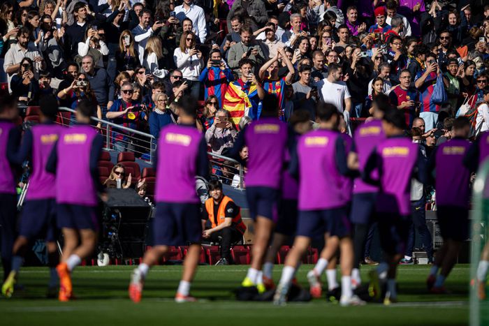 A Barcelona a Camp Nouban edzett