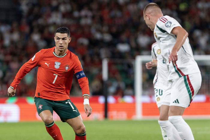 A csapatkapitány 225 mérkőzésen 143 gólt szerzett hazája színeiben