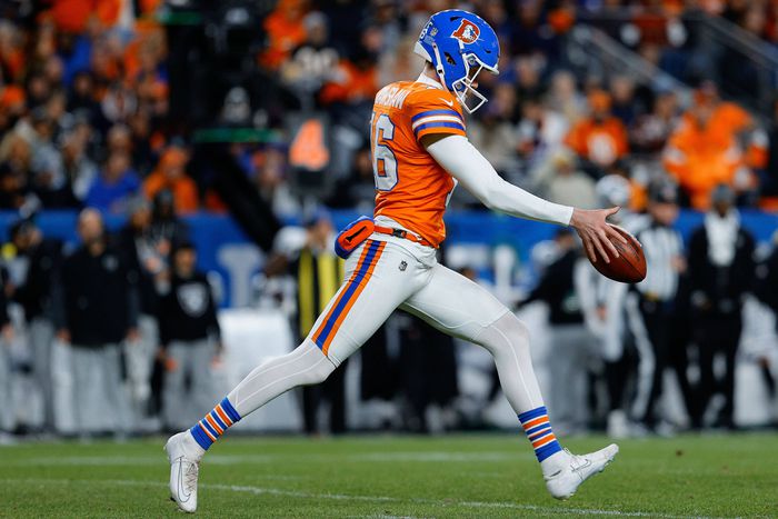 Jeremy Crawshaw újonc az NFL-ben