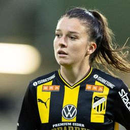 Súlyos térdsérülést szenvedett Svédországban légióskodó női játékosunk