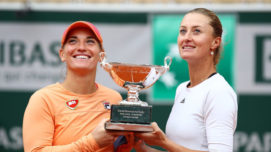 Babos Tímea (balra) és Kristina Mladenovic párosa 2020-ban Roland Garrost (is) nyert (Fotó: Getty Images)