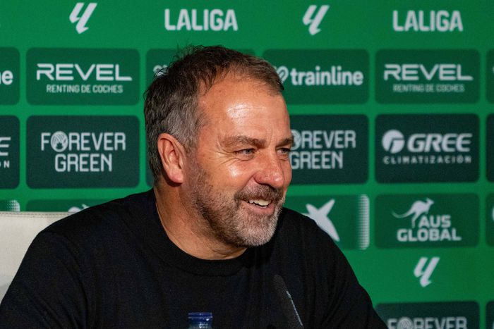 Hansi Flick Lamin Yamalt és Ferran Torrest méltatta