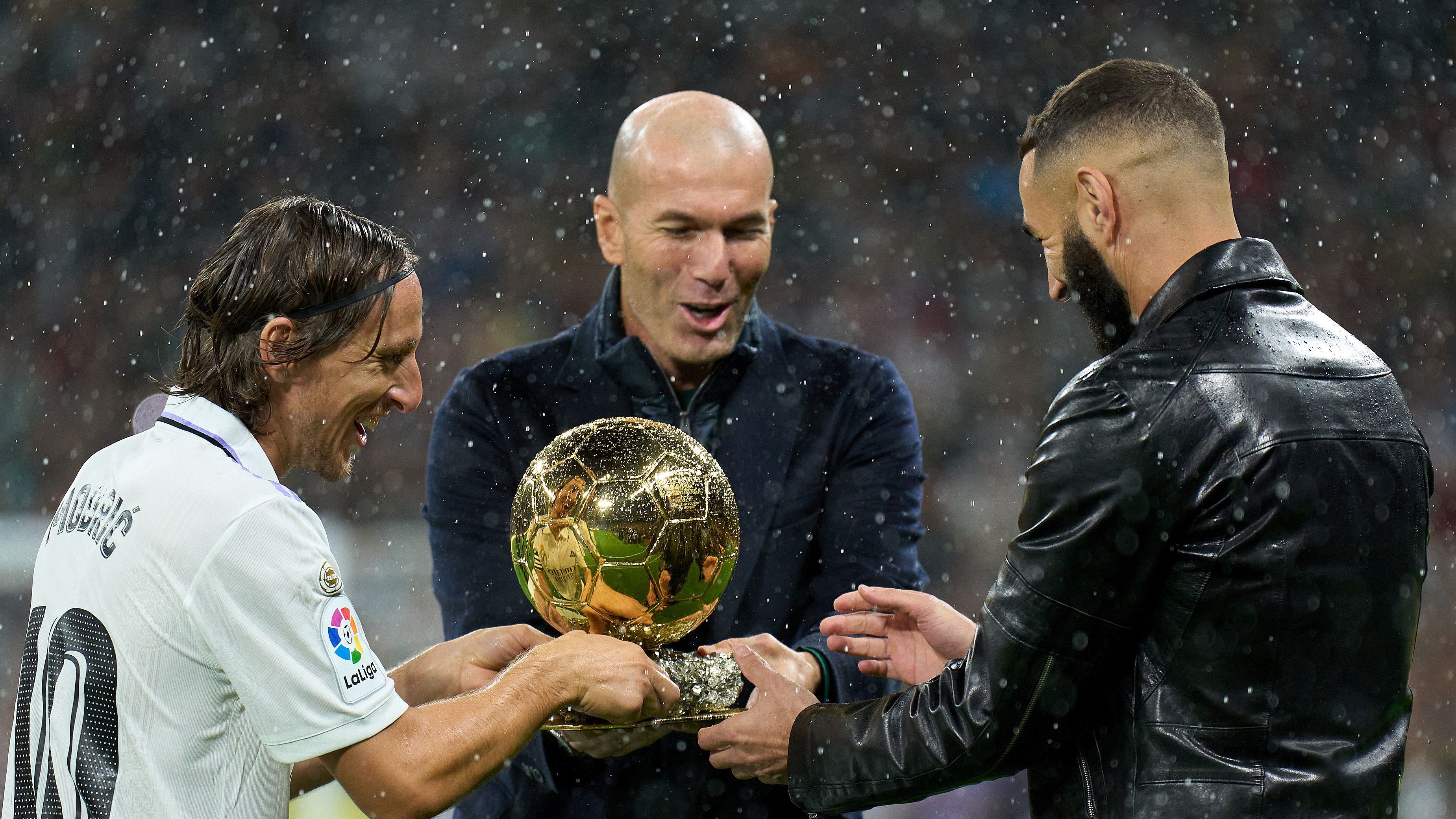 Zidane visszautasította a vb-résztvevőt; Djokovics beérte Nadalt – délelőtti hírösszefoglaló