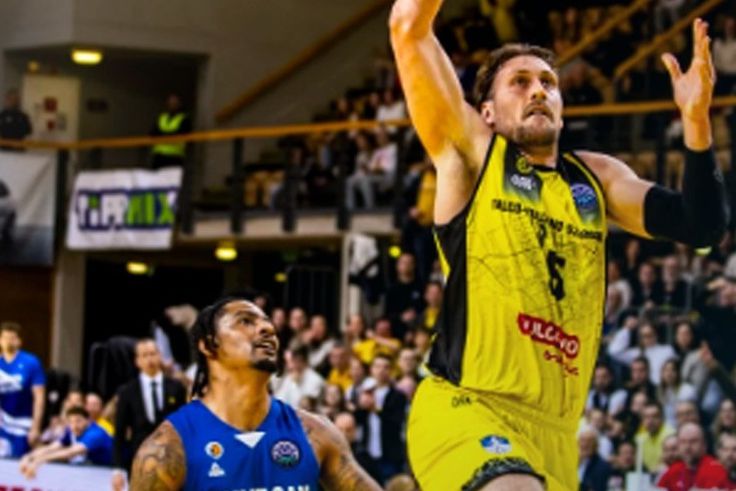 Hazai győzelemmel kezdte a Falco a Bajnokok Ligája-rájátszást