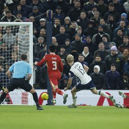 Elmaradt egy piros lap? Vereséget szenvedett a Spurs otthonában a Liverpool
