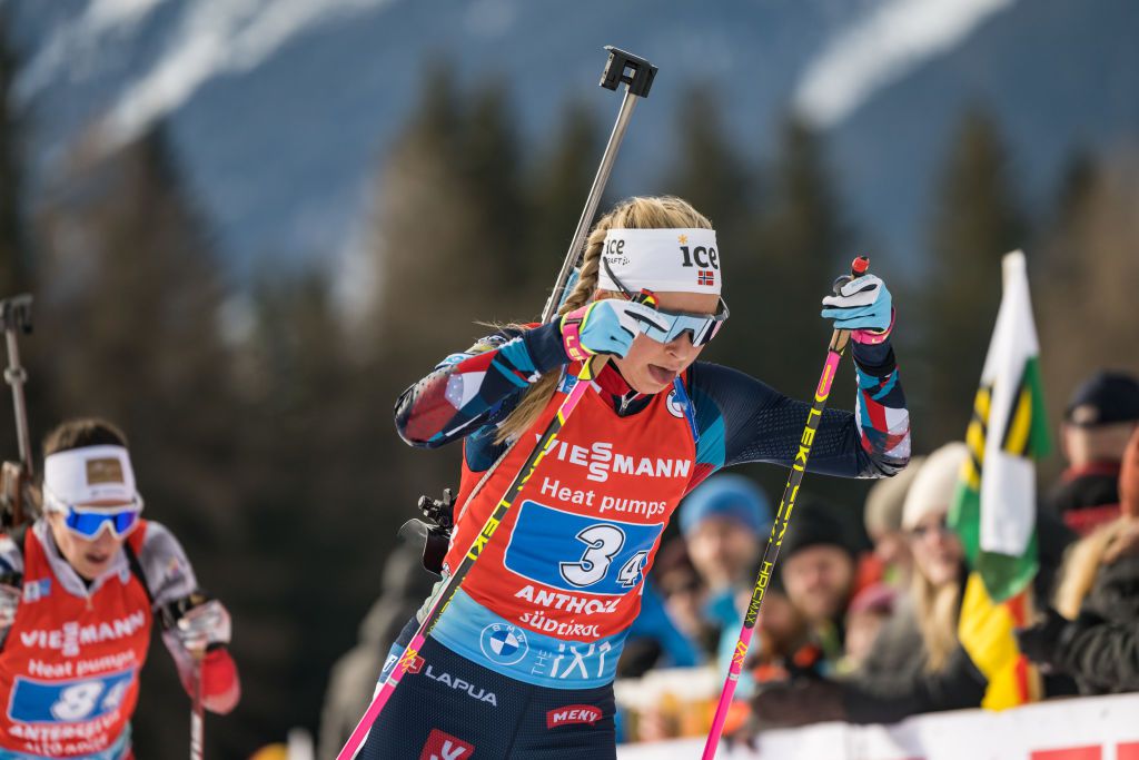 Ingrid Landmark Tandrevold, a győztés norvég váltó tagja útban az aranyérem felé (Fotó: Getty Images)