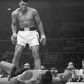 1965: Előbb Clay, aztán Ali néven verte meg a börtöntöltelék K.O.-királyt (megfejtés 10/5.)