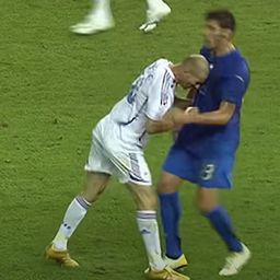 2006: Büntetőből gól, büntetésből lefejelés, bűnhődésből piros lap (megfejtés 10/9.)