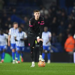 A Brighton kiejtette az enervált Chelsea-t; a Newcastle-t megizzasztotta harmadosztályú ellenfele az FA-kupában