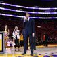 A Lakers visszavonultatta egykori világklasszisa mezét – videóval