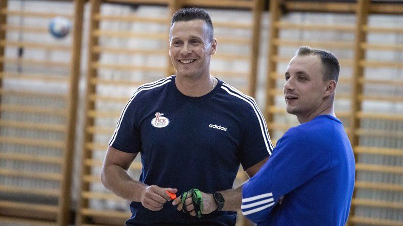 A következő szezonban Kárpáti Krisztián (balra) lesz a bajnoki címvédő OTP Bank-Pick Szeged vezetőedzője (Fotó: pickhandball.hu)
