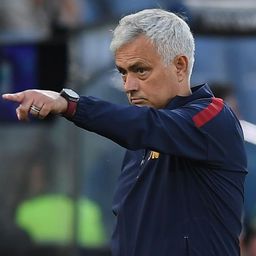 Mario Balotelli kiégett; José Mourinho váltana; Várhidi Péter ünnepel – déli hírösszefoglaló