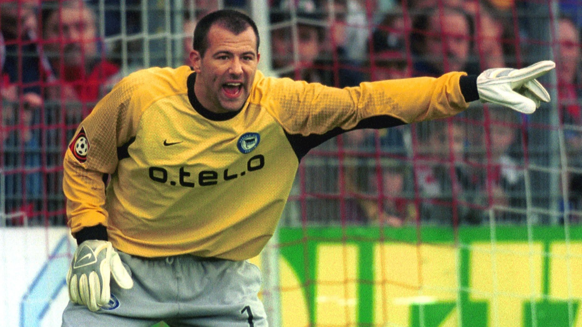 Király Gábor: Amikor az öltözőben magyarul beszéltünk, akkor ránk szóltak, hogy ezt ne csináljuk