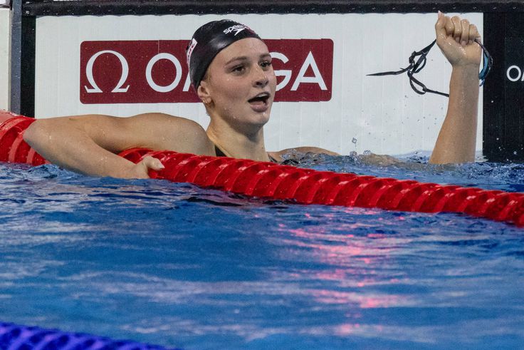 Summer McIntosh több mint egy másodpercet faragott a női 400 méteres gyorsúszás világcsúcsából