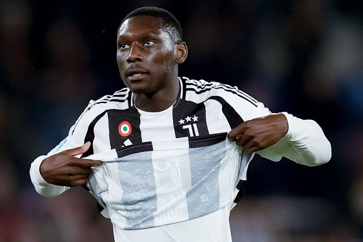 Kolo Muani az olasz élvonalban maradhat