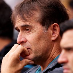Még a bajnokság kezdete előtt távozott a Premier League-csapat edzője