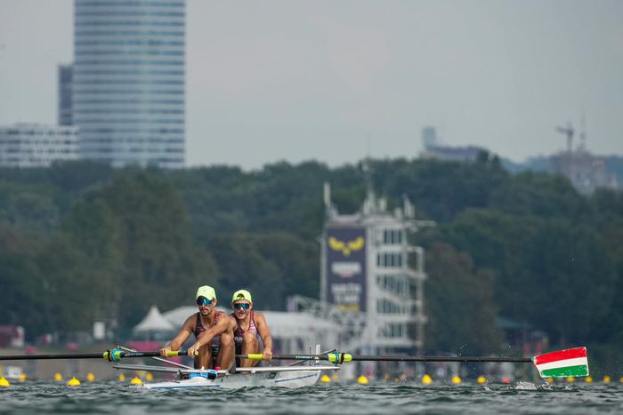 Világbajnoki ezüstérmes a Szabó Bence, Furkó Kálmán könnyűsúlyú kettes