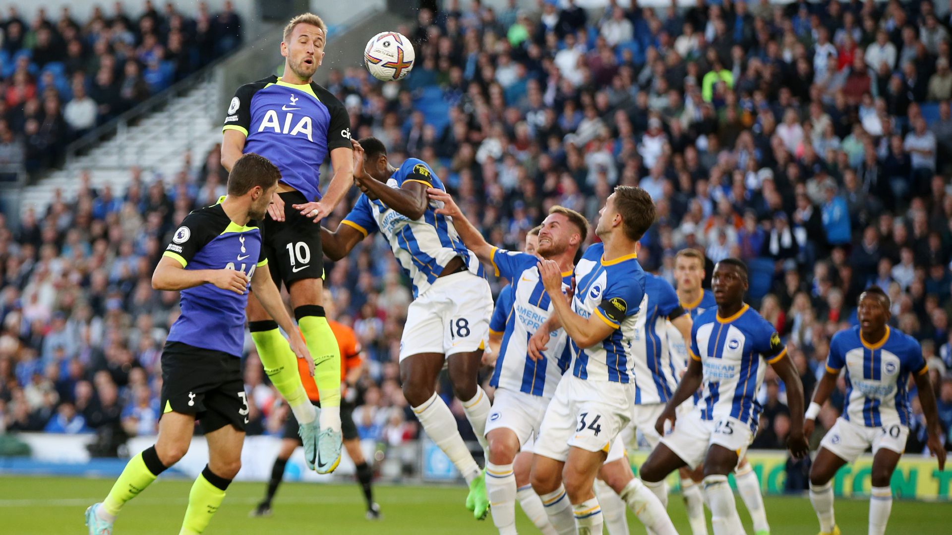 Kane fejese döntött, a Tottenham nyert Brightonban