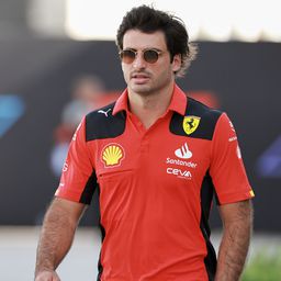 Sainz nem indul a Katari Nagydíjon
