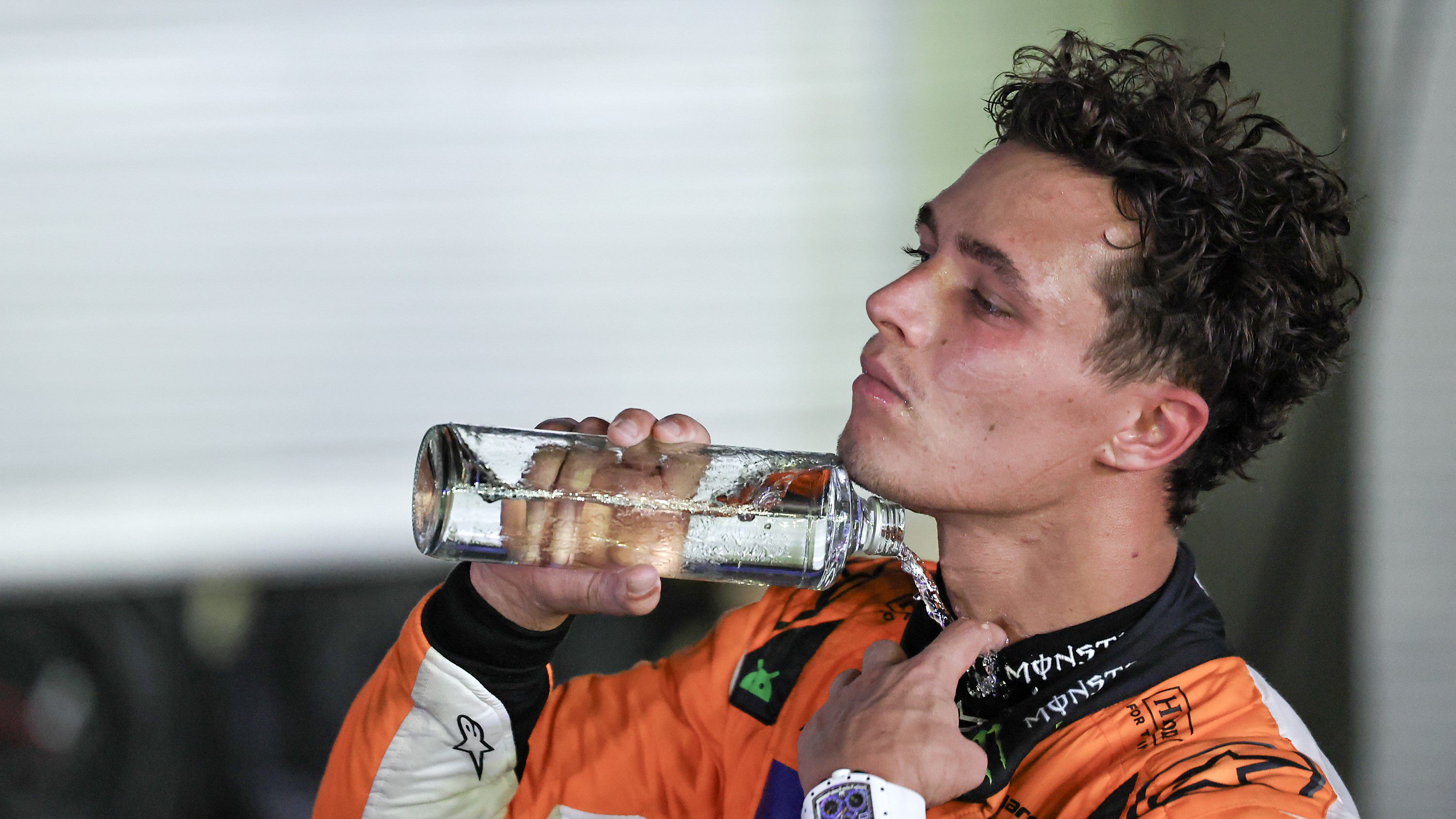 Lando Norris: Amint felkerül a sisak, mindenkit utálok