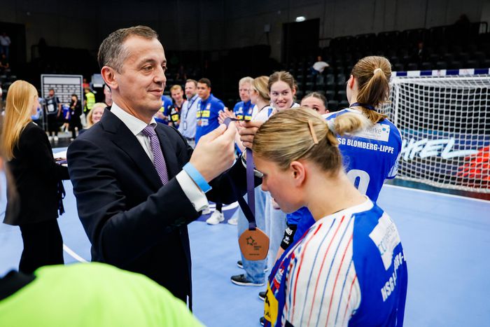 Boskovics a kézilabdapályán