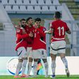 A két gólt szerző Mohamed Szalahot ölelgetik társai (Fotó: Facebook/ Egypt National Team)