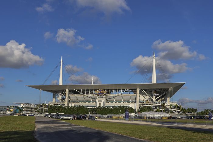A Villarreal–Barcelona mérkőzésnek otthont adó stadion látható a képen