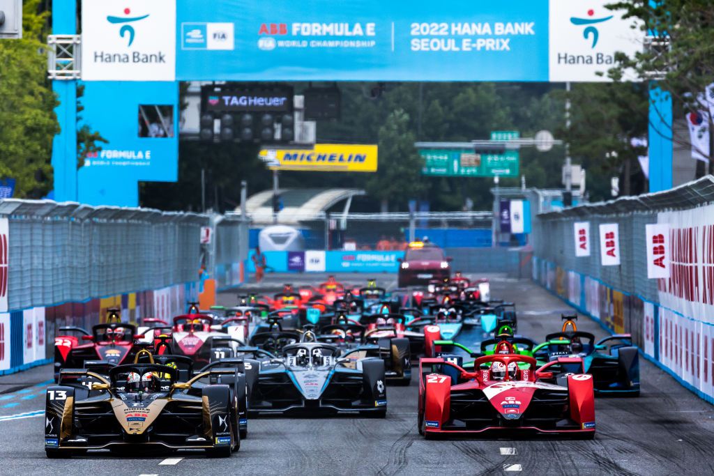 Az új generációs autók a Formula E versenysorozat végét is jelenthetik